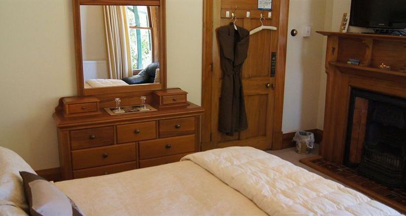 Bed and Breakfast Belmont on Harewood 10