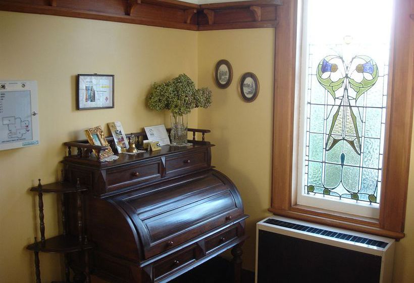 Bed and Breakfast Belmont on Harewood 2