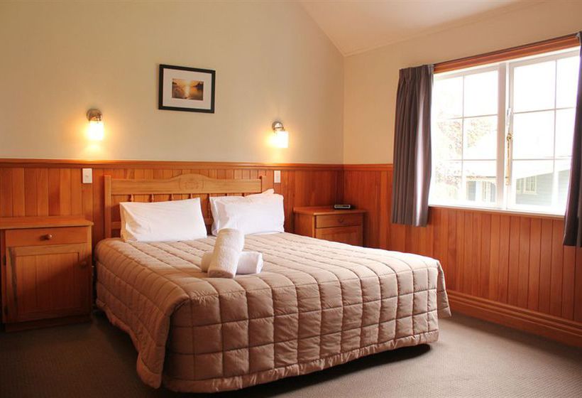 Hotel Huka Falls Resort