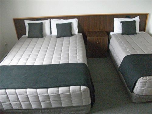 Hotel Admirals Motor Lodge 16