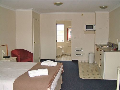 Hotel Admirals Motor Lodge 9