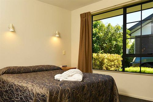 Aston Court Motel Blenheim 10