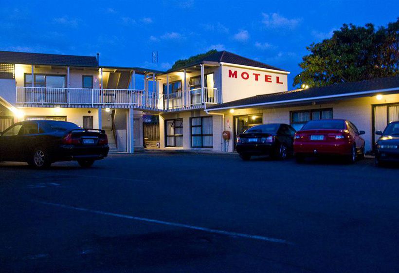 Middlemore Motel 2