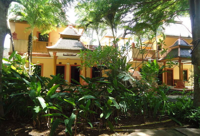 Hotel Coconut Beach Resort 17