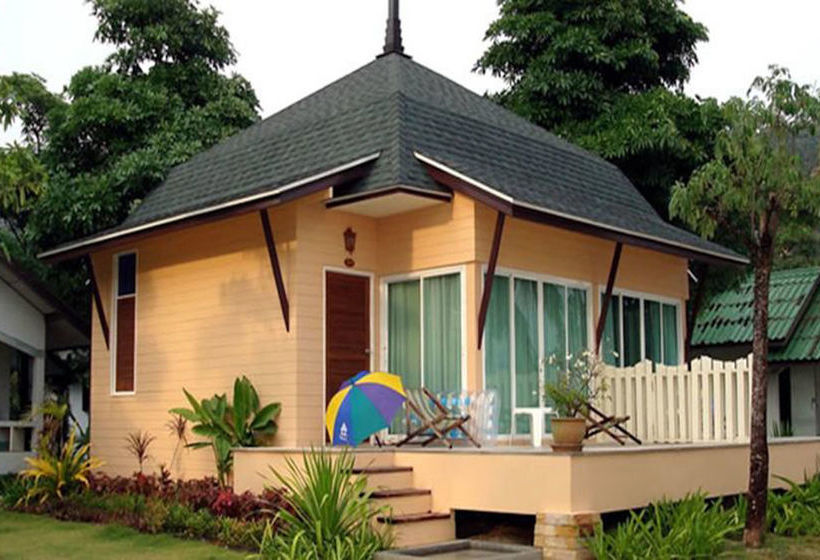 Hotel Coconut Beach Resort 4