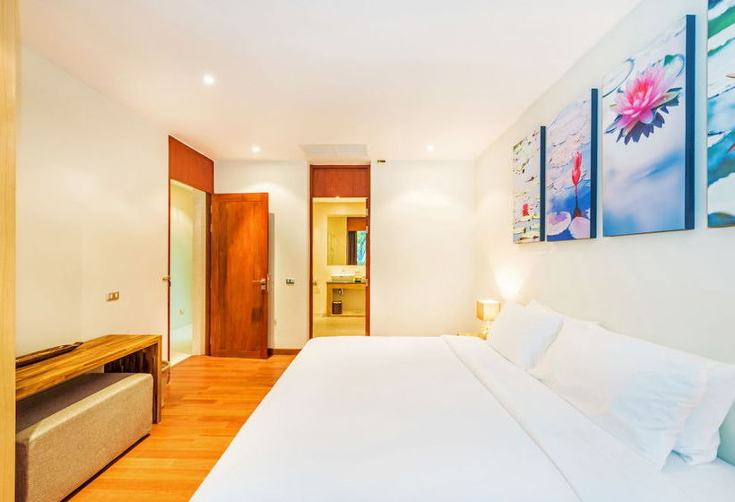 Hotel Lotus Gardens Residence 10