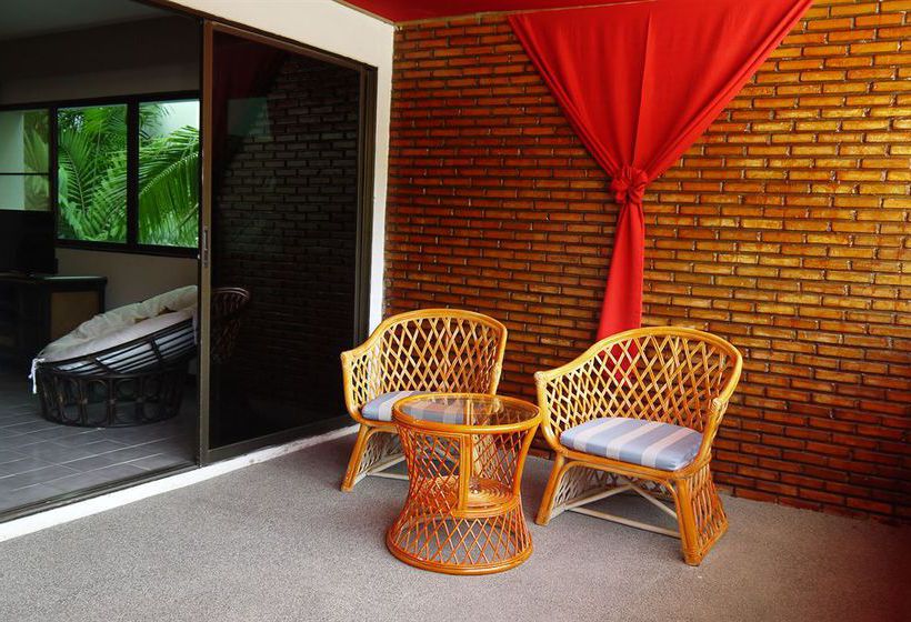 Surin Sweet Apartement 10