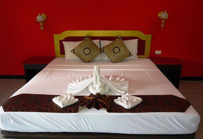 Surin Sweet Apartement 18