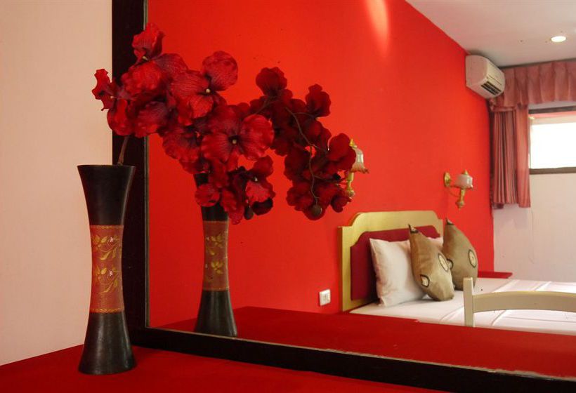 Surin Sweet Apartement 3