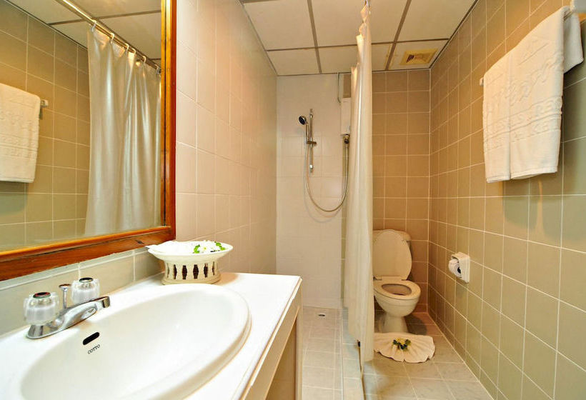 Hotel Thavorn Heritage 1