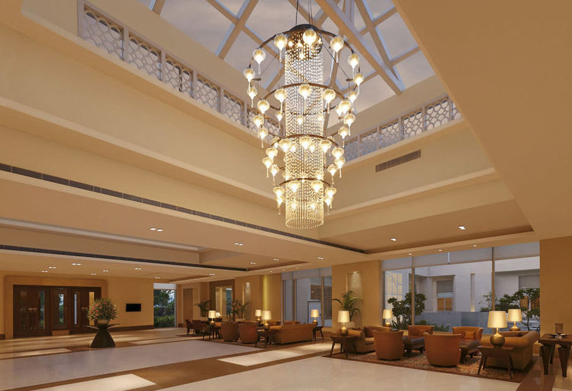 Hotel Doubletree By Hilton Agra 12