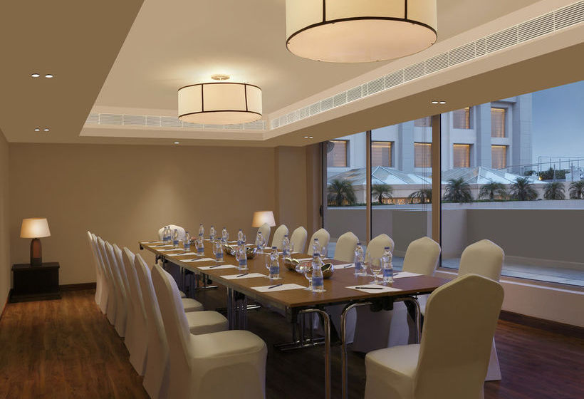 Hotel Doubletree By Hilton Agra 17