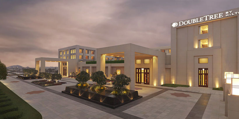 Hotel Doubletree By Hilton Agra 6