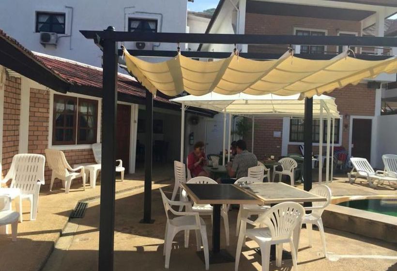 Hotel The Kata Resort 4