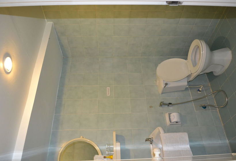 Hotel The Kata Resort 6