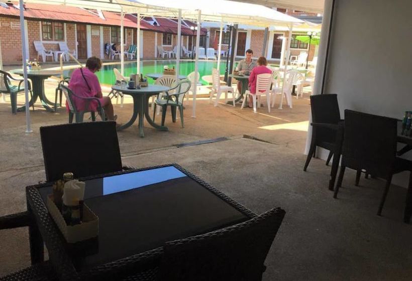 Hotel The Kata Resort 8