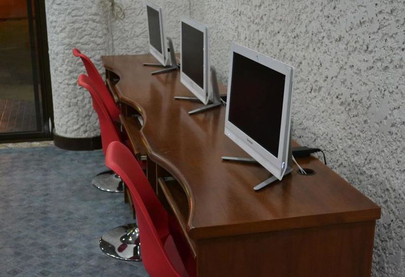 Hotel The Kata Resort 9