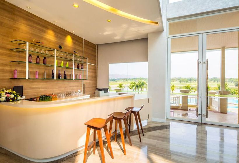 Hotel Pattana Golf Club & Resort 13