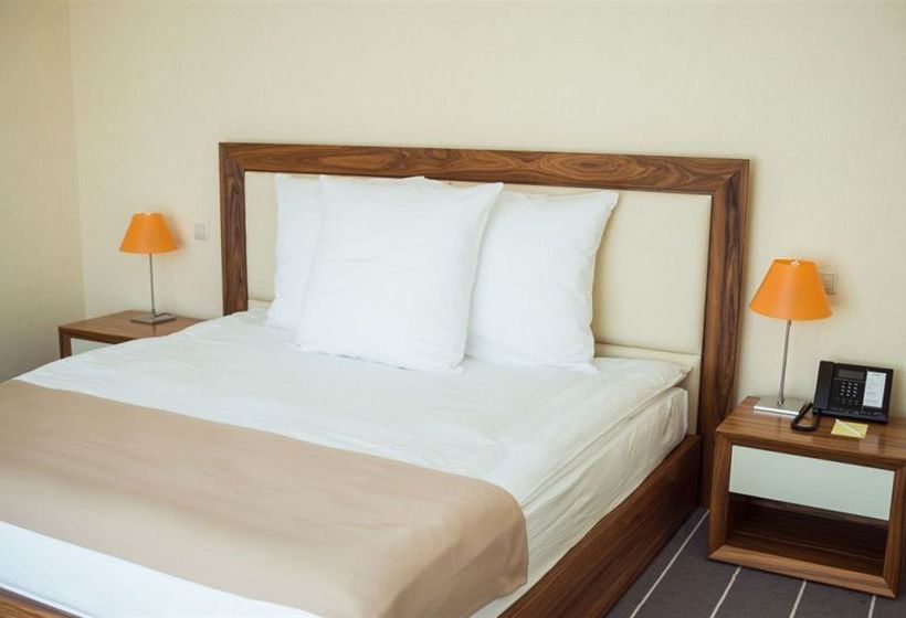 Ost West Club Hotel 9