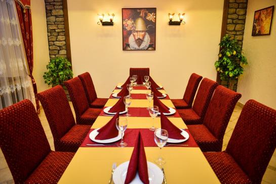 Hotel Don Quixote 12