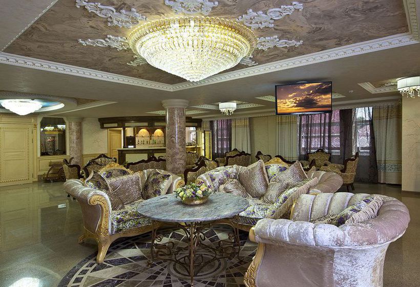 Amici Grand Hotel 12