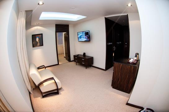 Hotel Mergen Bator 2