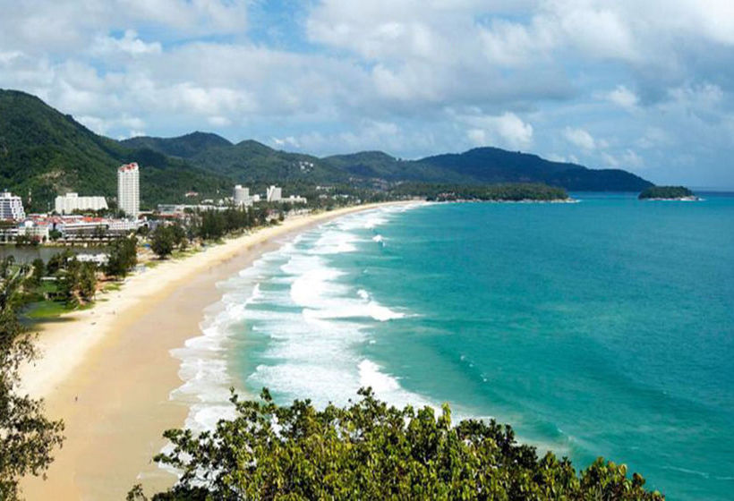 Hotel Lap Roi Karon Beachfront by Shanaya