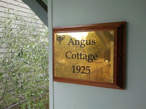 Christchurch Holiday Cottages 15