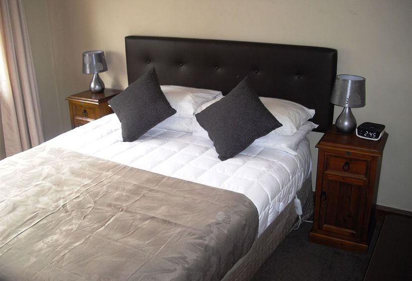 Christchurch Holiday Cottages 4