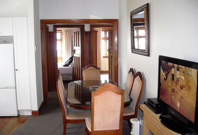 Christchurch Holiday Cottages 6