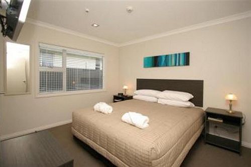 Fitzroy Beach Motel 1