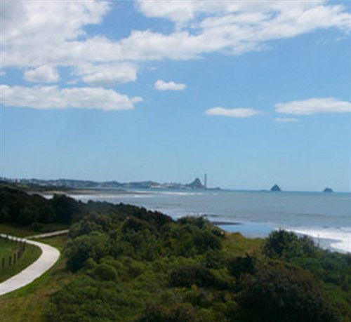 Fitzroy Beach Motel 7