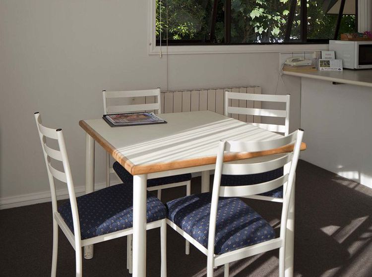 Motel Champers Motor Inn 16