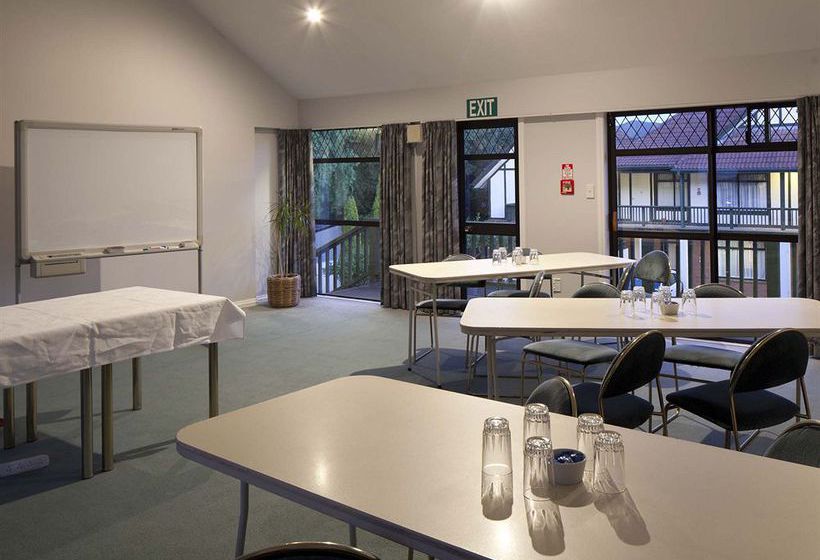 Motel Champers Motor Inn 8