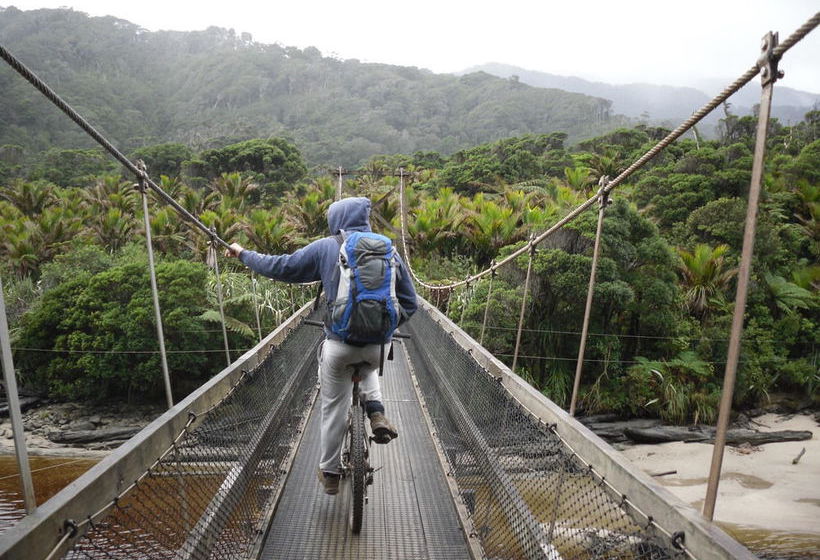 Bazil's Hostel & Surf School 14