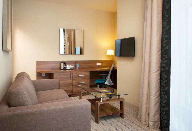 Hotel Four Elements Kirov 9