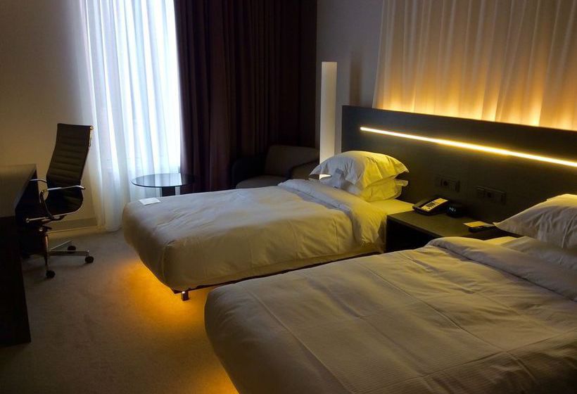 Doubletree By Hilton Hotel Ekaterinburg City Centre 1