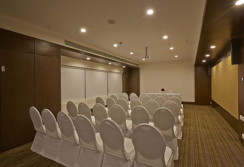 Hotel The Vadodara Peppermint