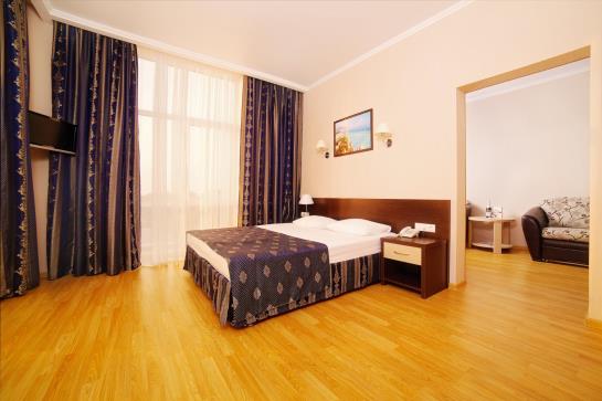 Hotel Emerald Anapa 1