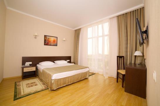 Hotel Emerald Anapa 2