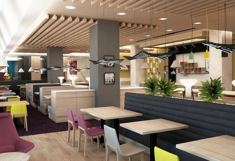 Hotel Holiday Inn Ufa 1