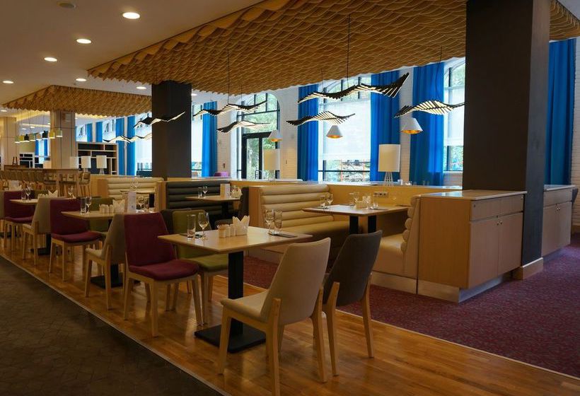 Hotel Holiday Inn Ufa 10
