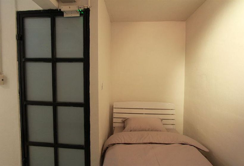 Hostel Bangkok Hub 13