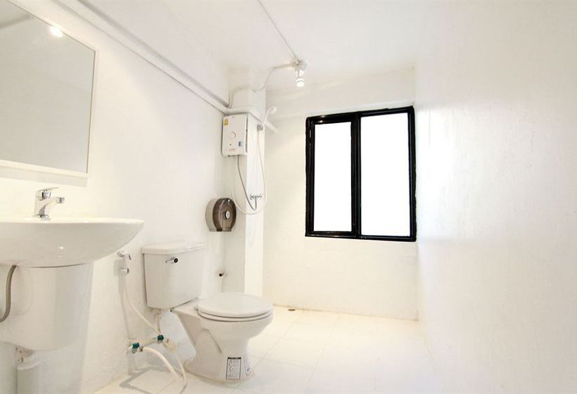 Hostel Bangkok Hub 8