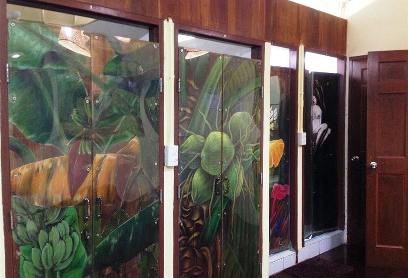 Hostel Baan Bovorn 1