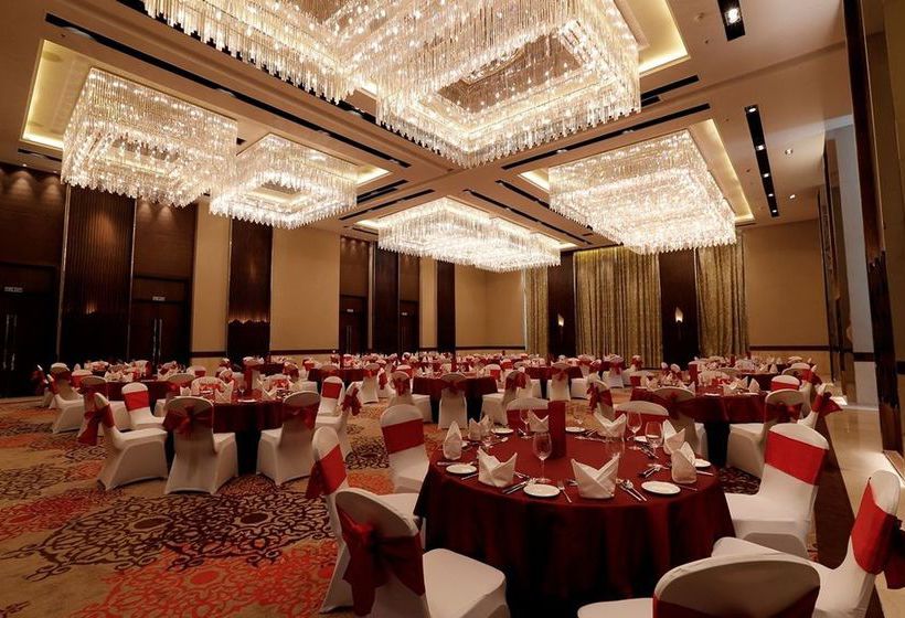 Hotel Courtyard Agra 1