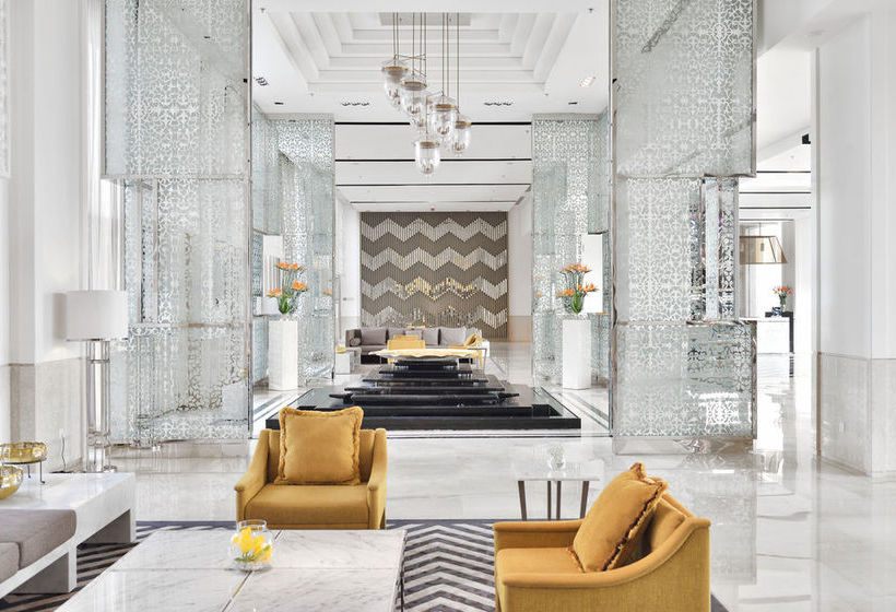 Hotel Courtyard Agra 17