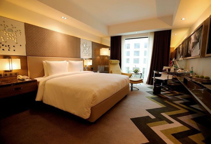 Hotel Courtyard Agra 6