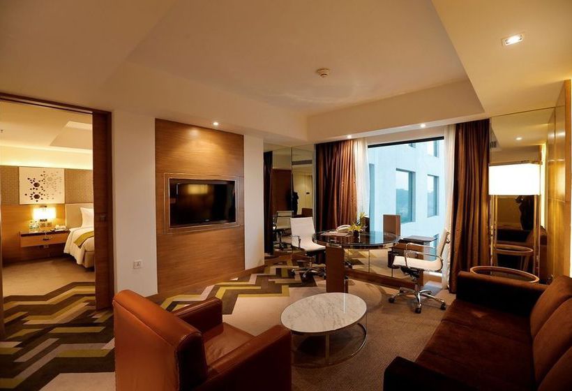 Hotel Courtyard Agra 9