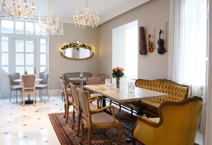 Hotel Tchaikovsky 15